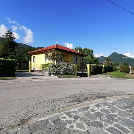 Casa Vacanza Elena San Bernardino Verbano Esterno foto
